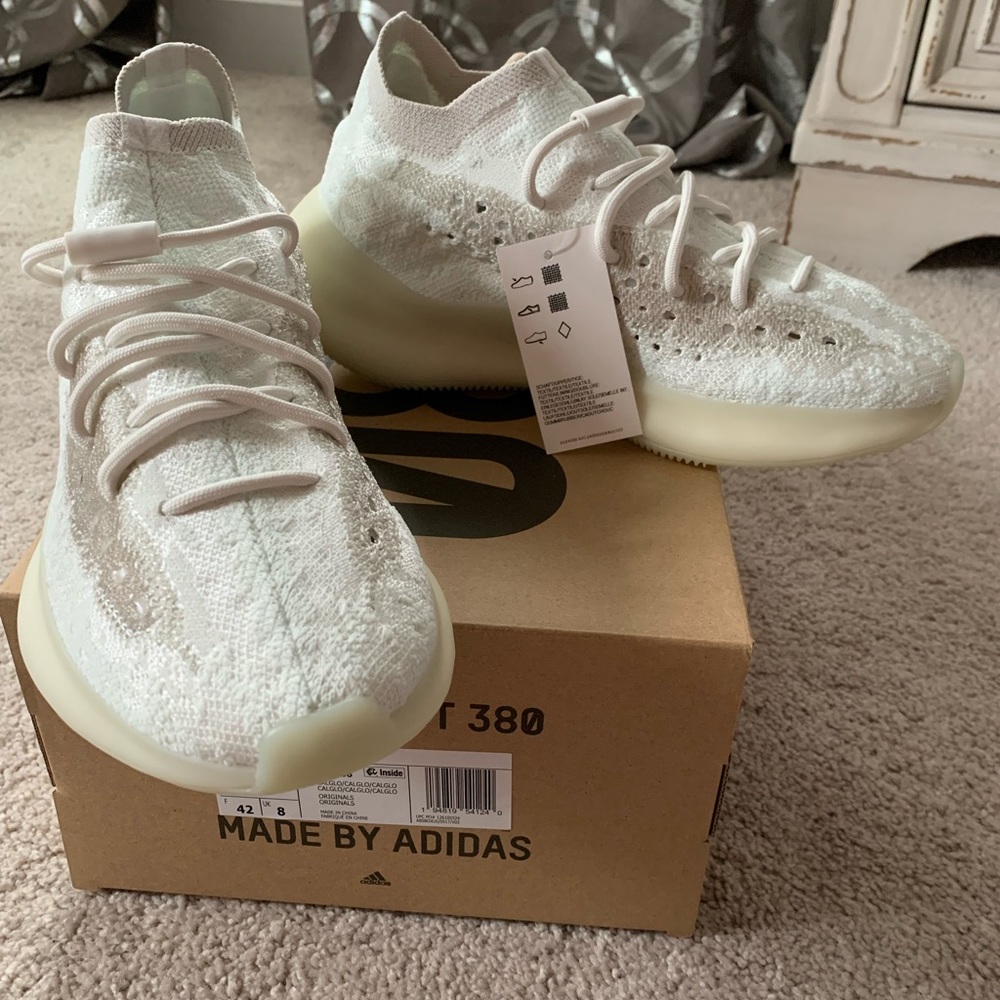 NWT Yeezy Boost 380 CALGLO sz 8.5
